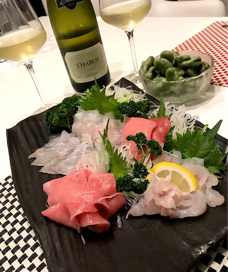 平目と本鮪のお造り🐟＆初物空豆🐞➰🥂|ナムナムさん