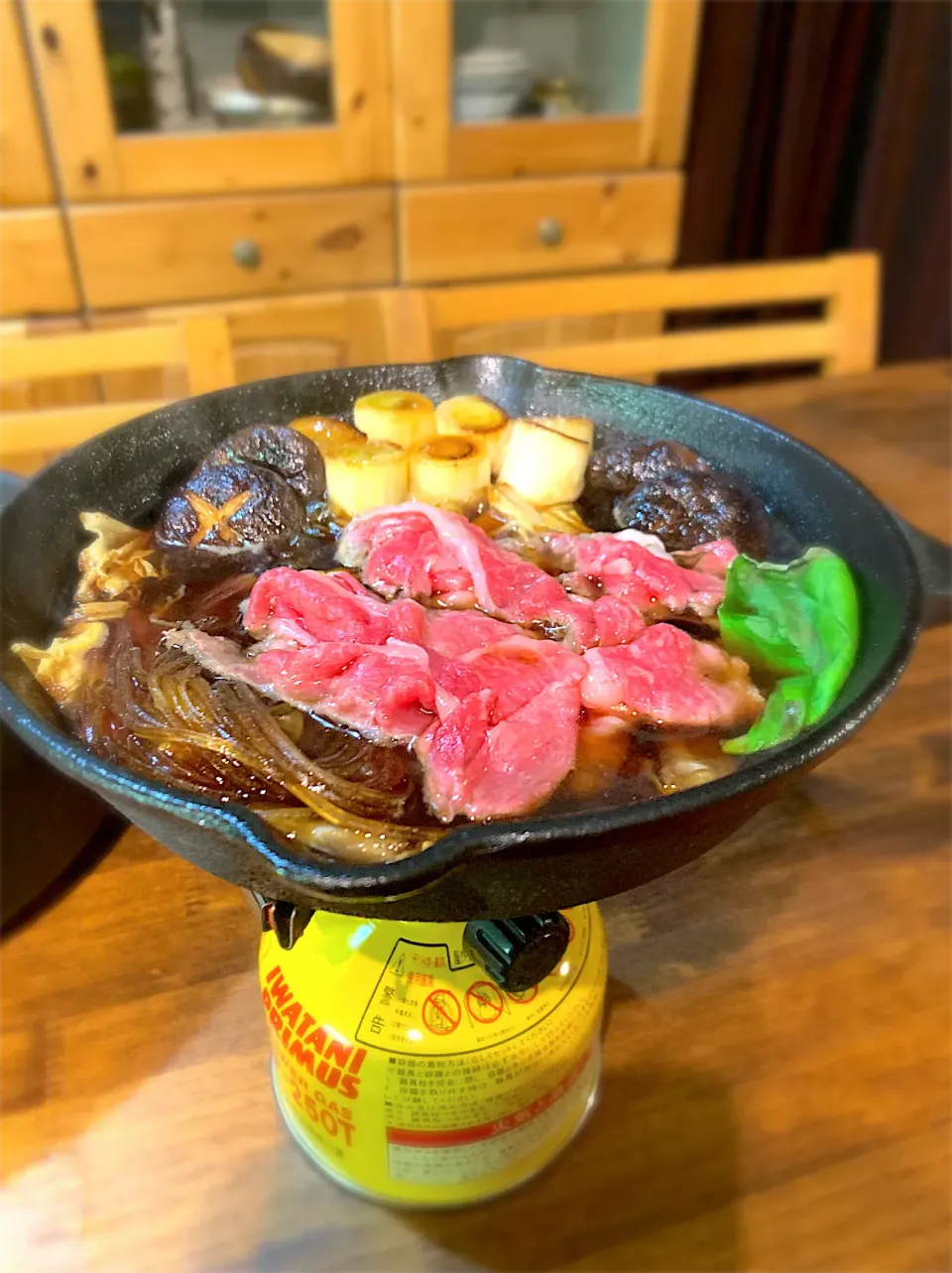 小さめスキレットで独りスキヤキw|トッシ~さん