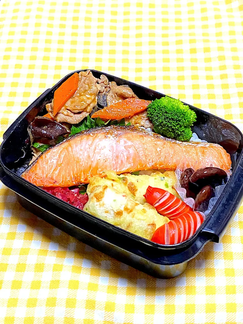 息子のお弁当(強制～のっけ弁😁)|かあたんさん