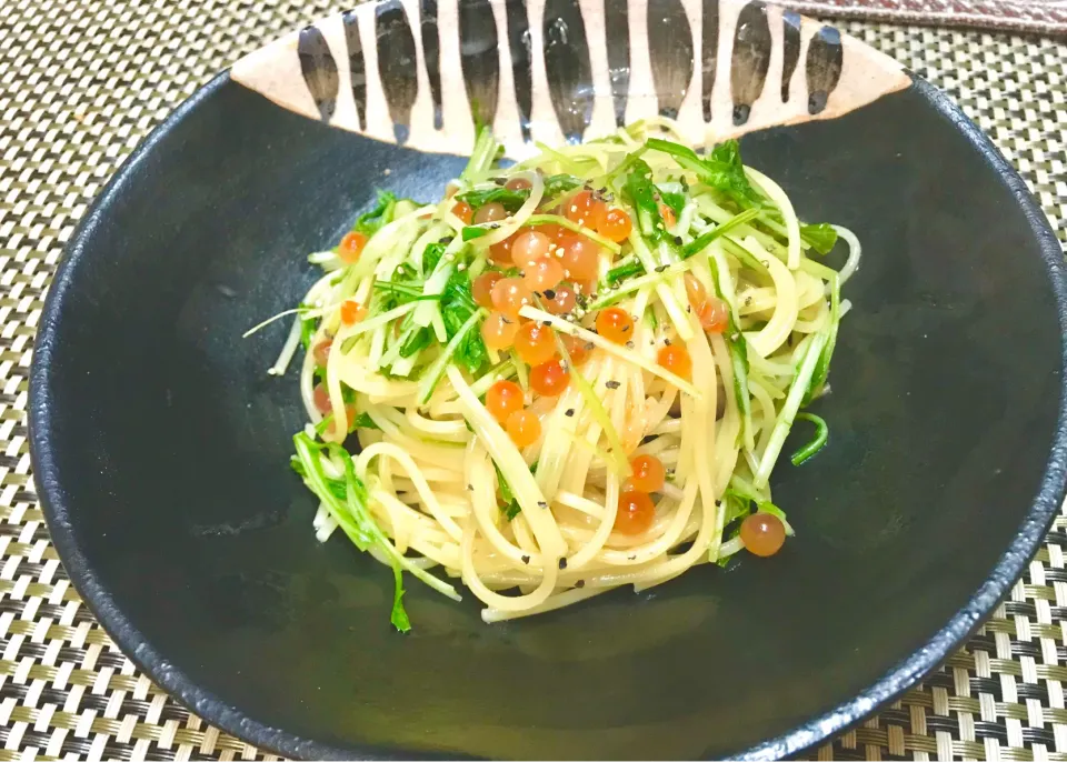 🍝🍝水菜としめじの和風パスタイクラソース|la pêcheさん