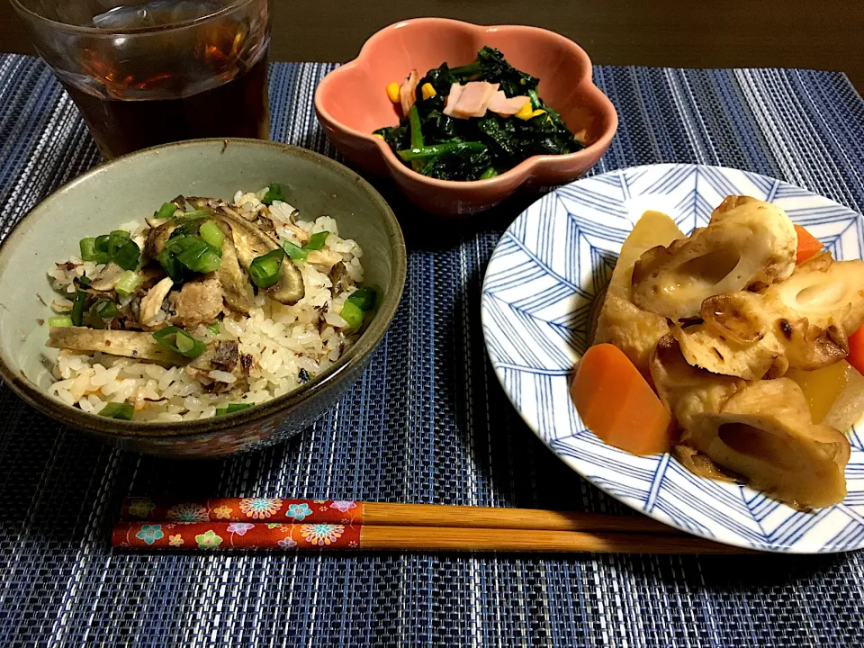 ちくわの煮物　ちぢみほうれん草のバター炒め　サバ缶とごぼうの炊き込みご飯|ちぐあささん