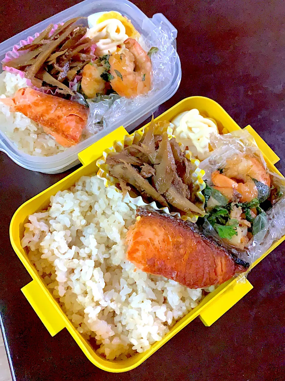 R.2 2/5 旦那さんと私のお弁当♡|まこさん