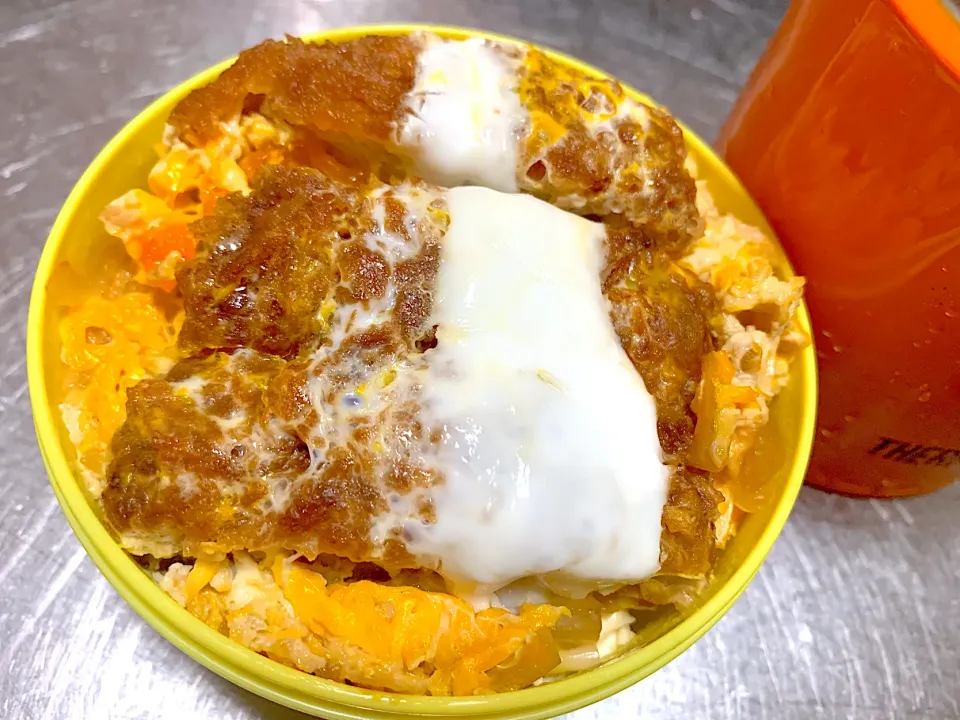 カツ丼と味噌汁|ヅッキーさん