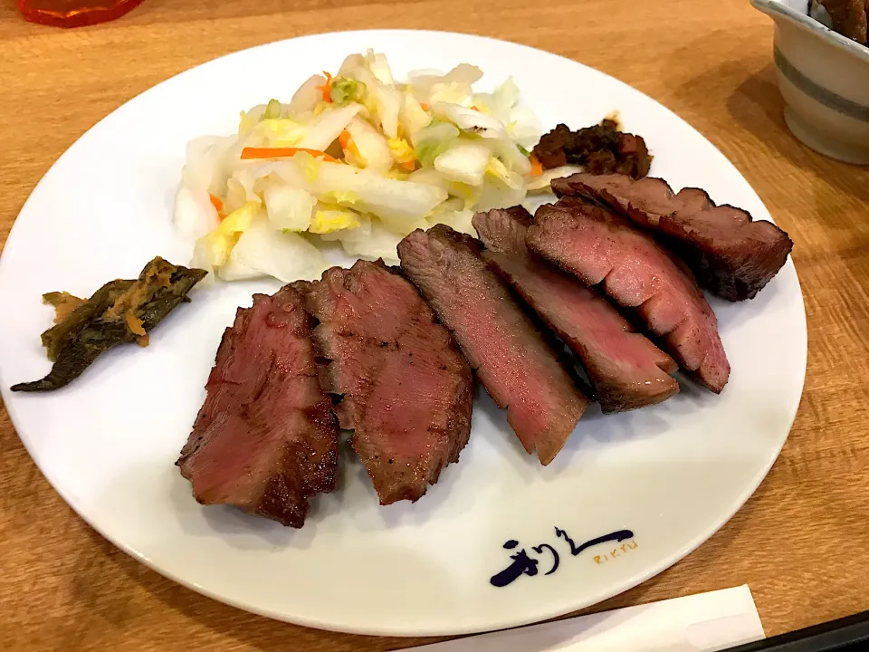 牛たん定食|マハロ菊池さん