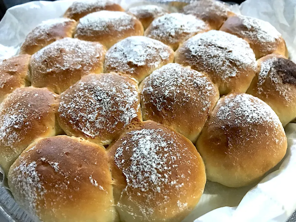 チョコクリーム🍫入りのちぎりパン🍞|めぐぐさん