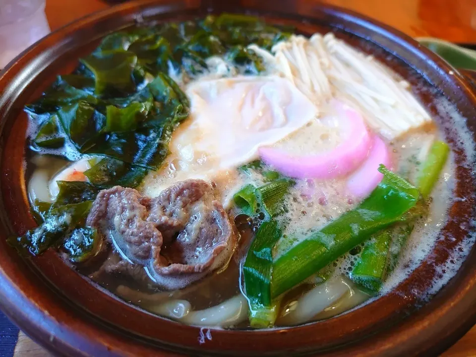 Snapdishの料理写真:土鍋焼きうどん🍲|yokoさん