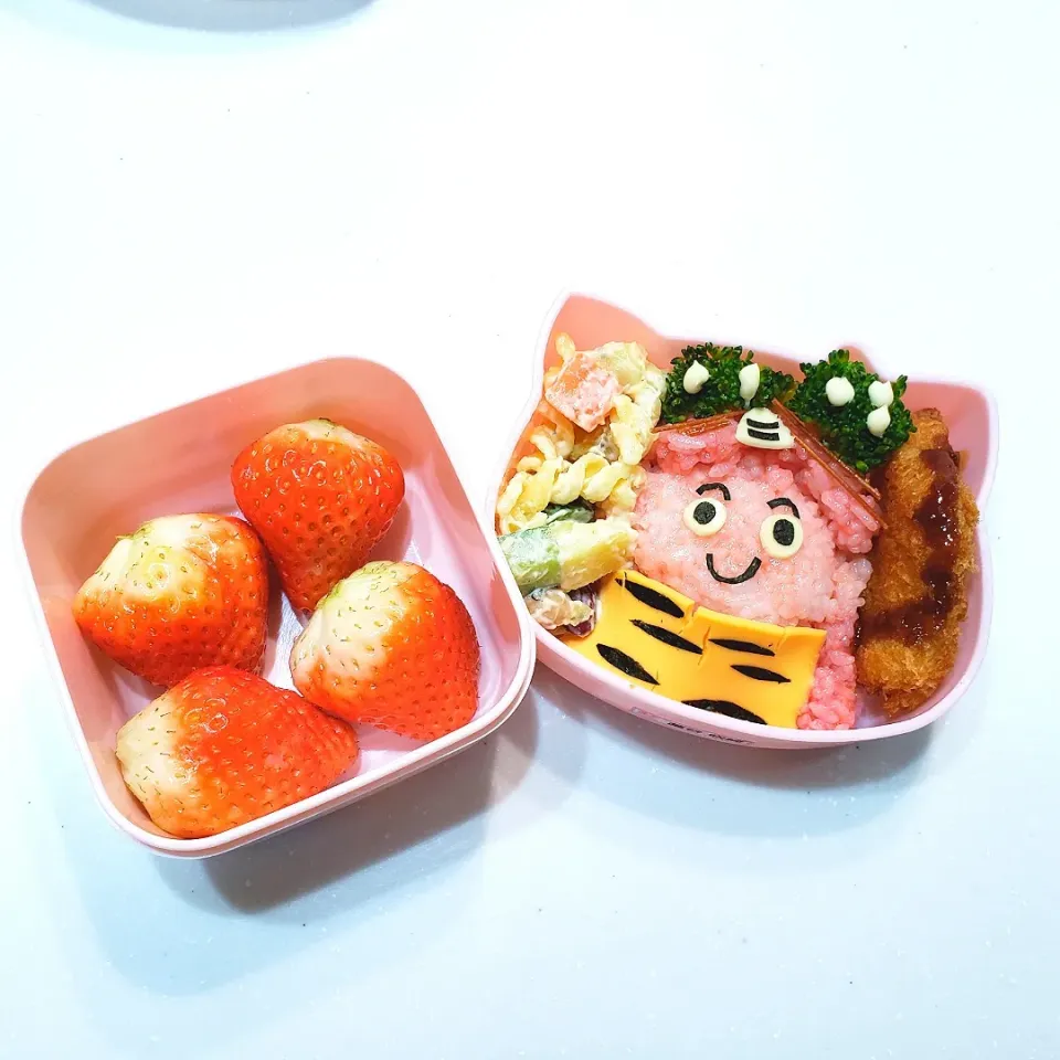 3歳娘のお弁当😃💕ジェシー鬼😆|kayoko.wさん