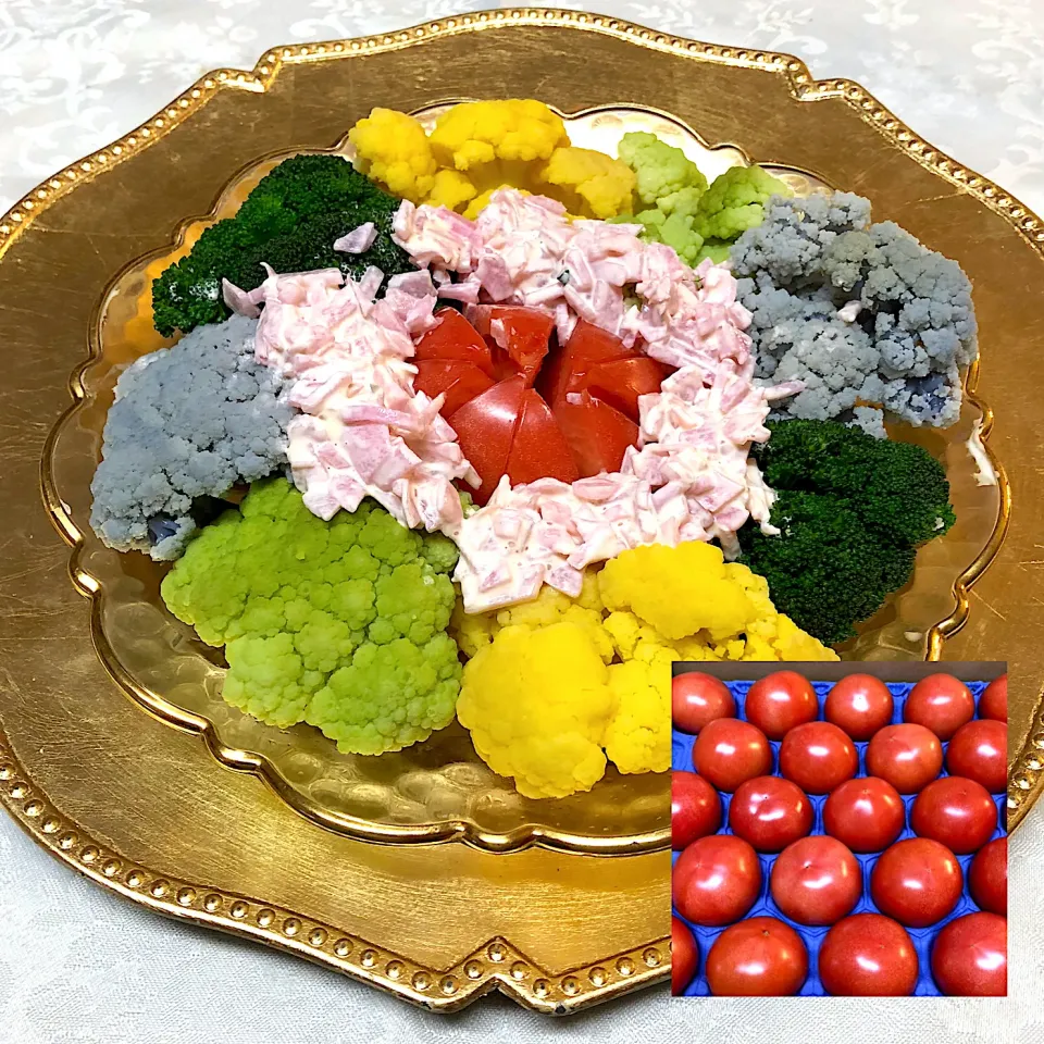 カリフラワー  ＊ブロッコリー🍅まるごとトマト🥗|henryさん