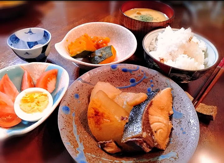 ぶり大根🐟かぼちゃ🎃土鍋炊きご飯|にこさん