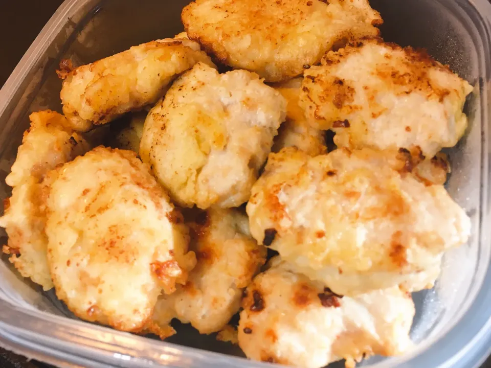 Snapdishの料理写真:Homemade fried chicken|reigineさん