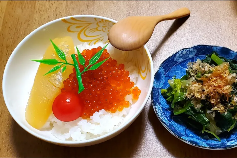 子子丼
ほうれん草のおひたし|ナナさん