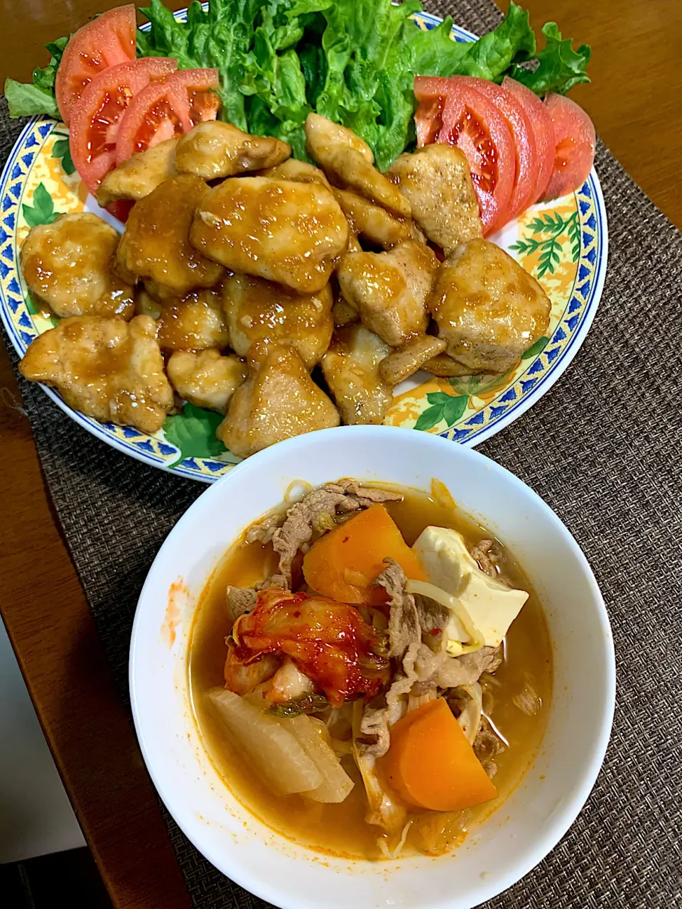 チキンの生姜焼きと豆腐チゲです。|レモンさん