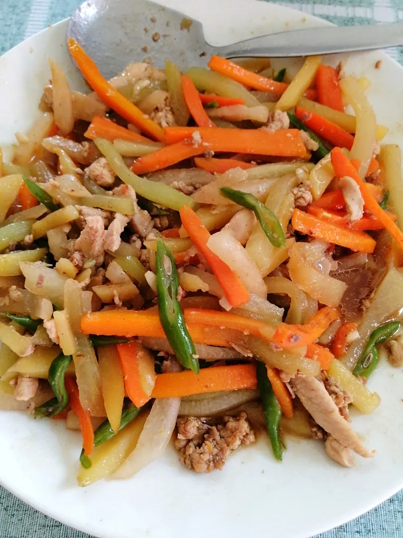 Stir-fried Veggies|Cham Maineさん