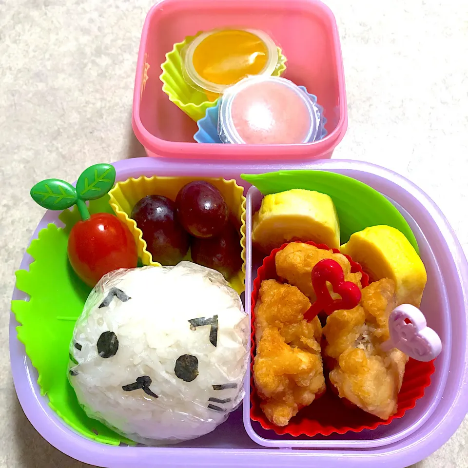 Snapdishの料理写真:#ねこちゃん弁当#唐揚げ弁当|Ikuさん