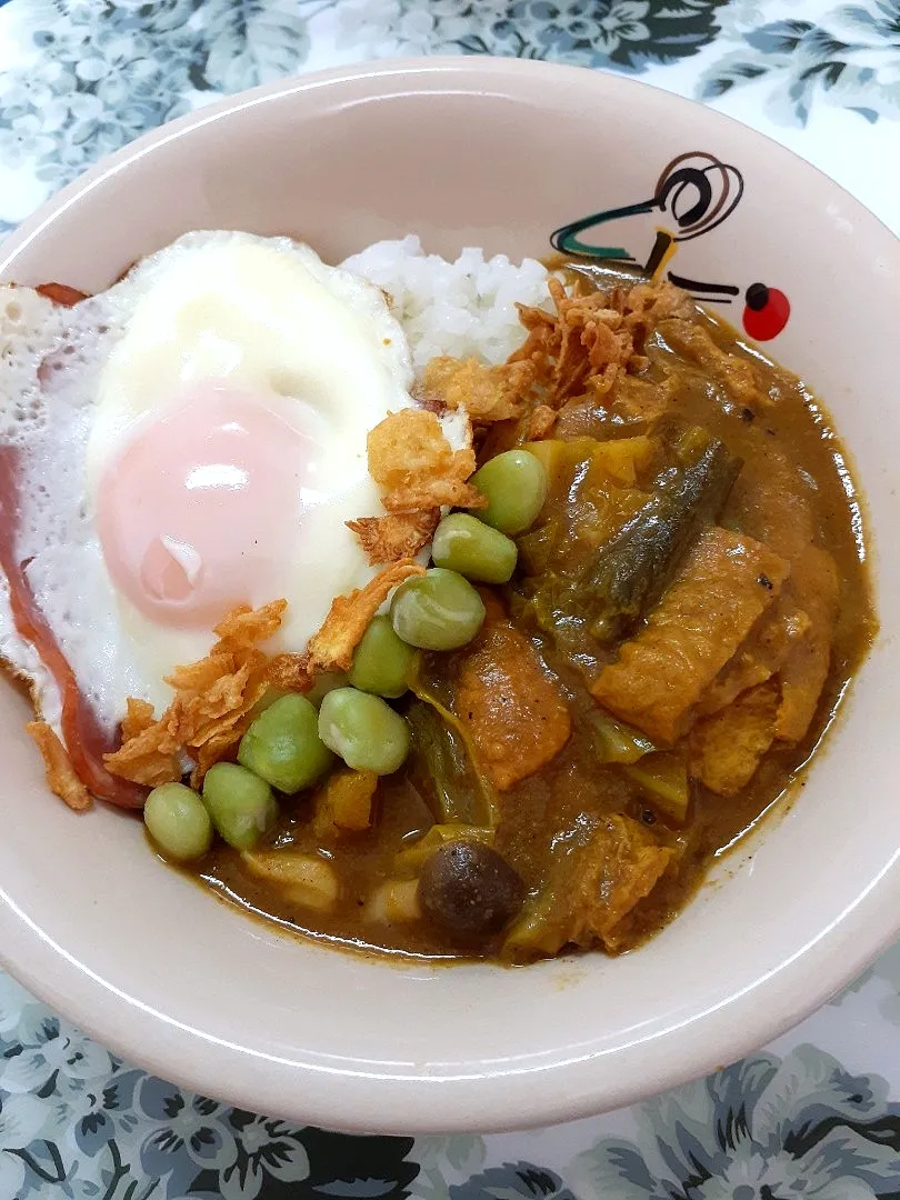 🎵カリフラワーポタージュリメイク🔷具沢山な野菜カレー🍛🔷白菜、キャベツ、油あげ入り❗|@きなこさん