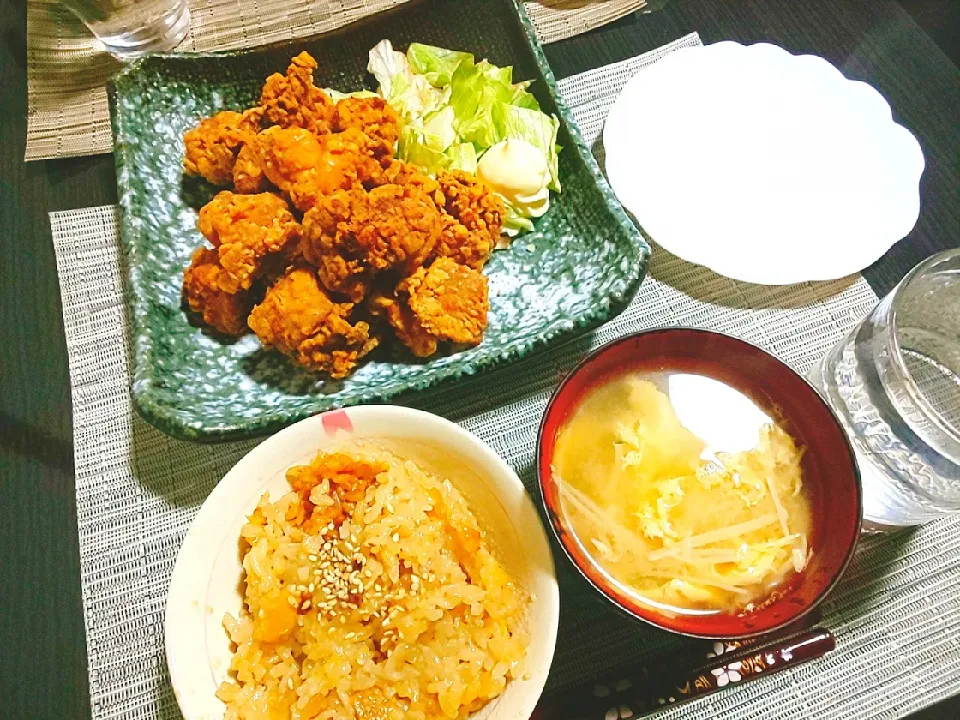 さつまいものおこわ、えのきのかき玉汁、鶏の唐揚げ|サトリさん