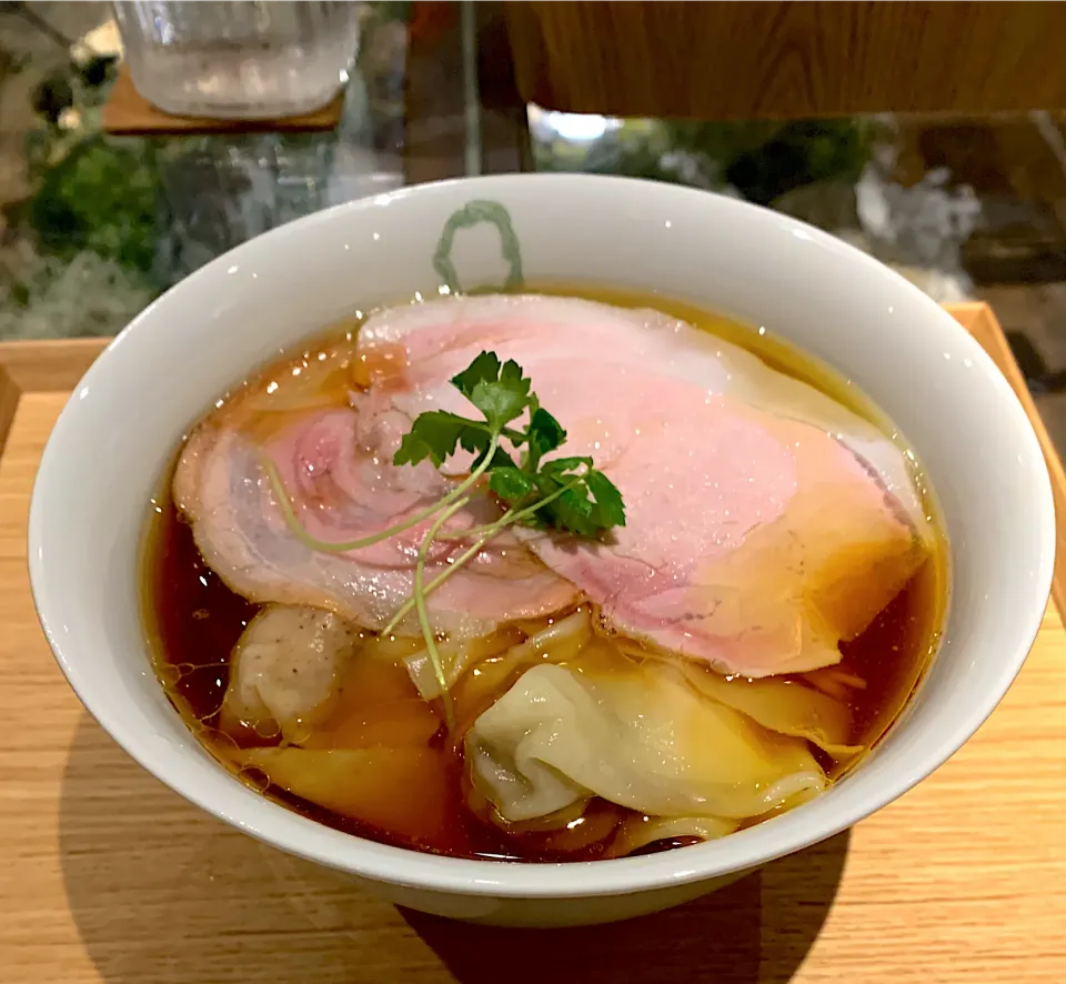 Japanese Ramen Noodle Lab Q 醤油わんたん麺|すずきさん