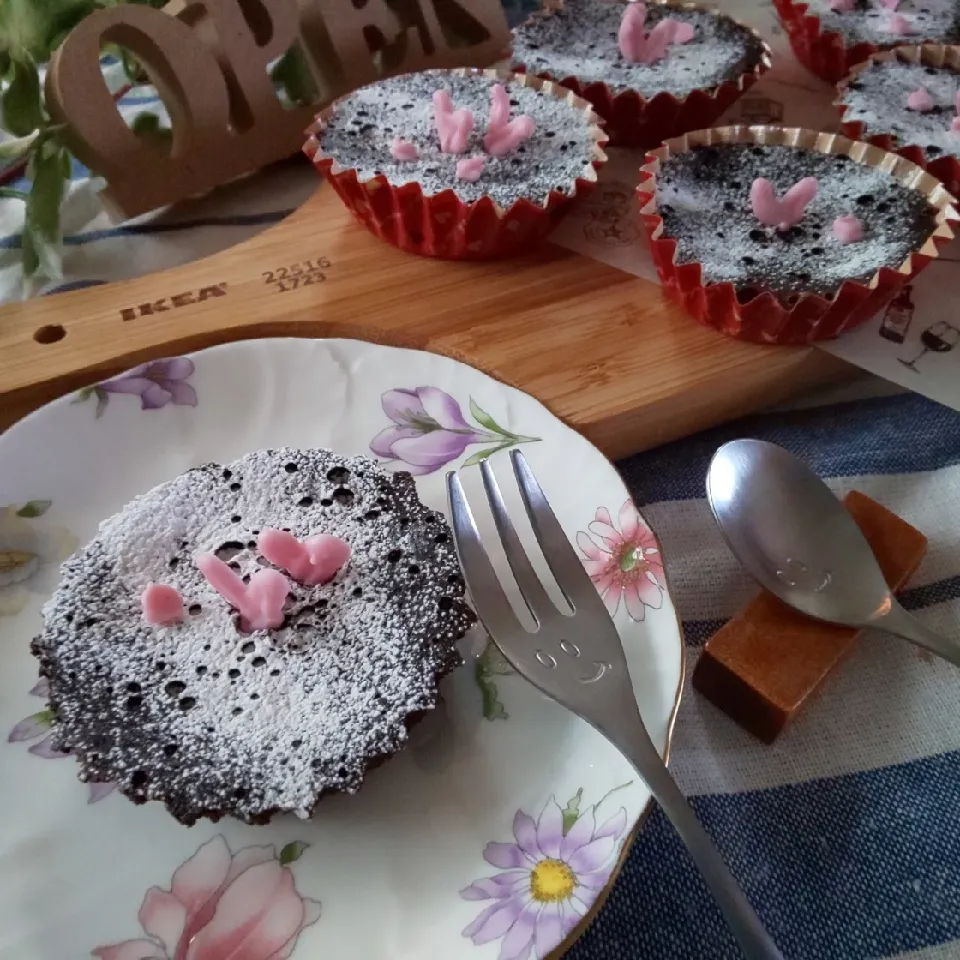 Snapdishの料理写真: 夢のくちどけ💋蒸しチョコカップケーキ|真希さん