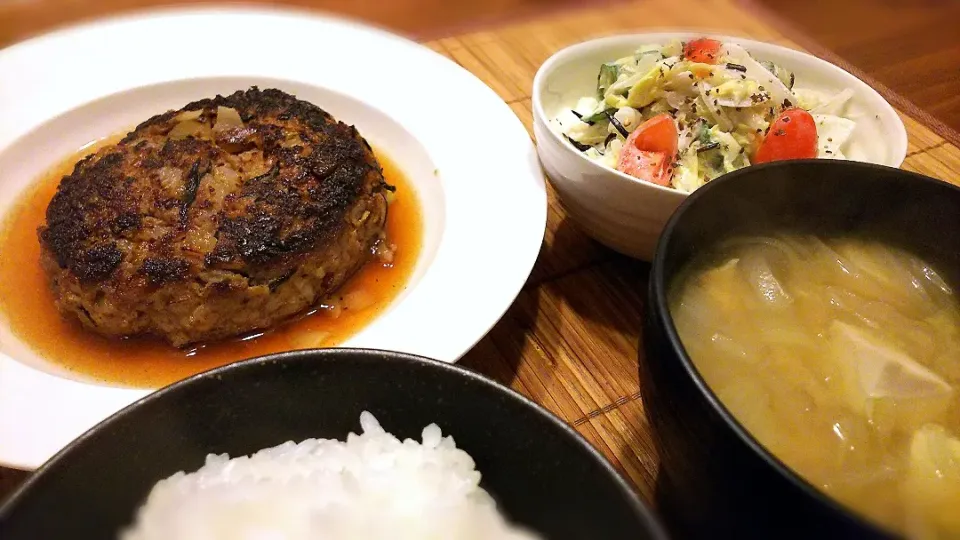 ひじきハンバーグ定食～
の晩ごはん✨|kaz(*･ω･)さん