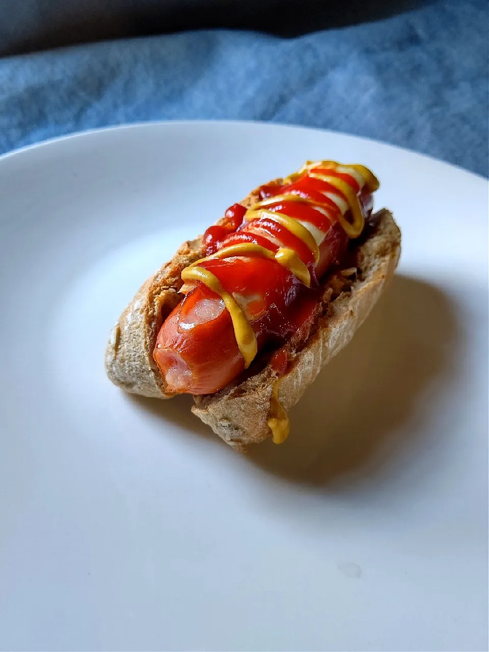 Snapdishの料理写真:昼食はホットドッグ。|Katsuraさん