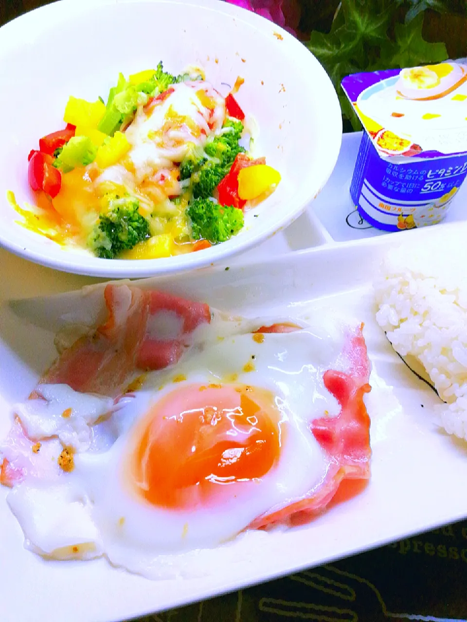 Today's breakfast( ˘ ³˘)♥delicious🤩

|ペンギンさん
