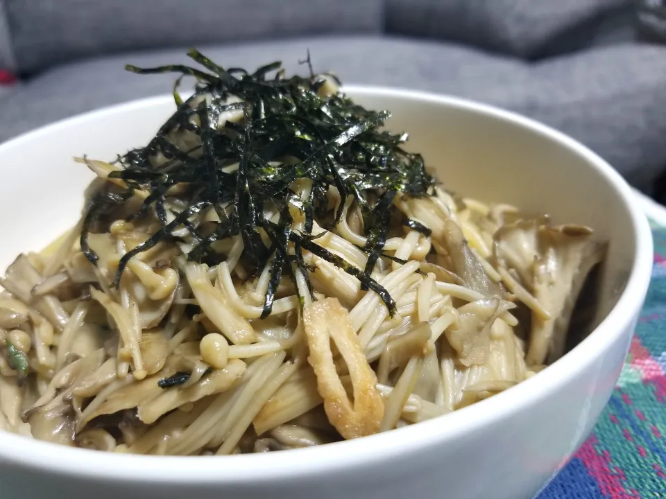 えのき、舞茸お吸い物パスタ|しあるさん