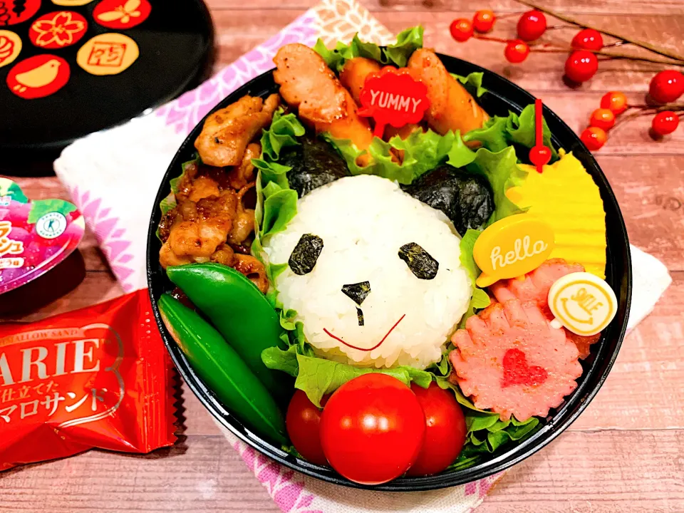 Snapdishの料理写真:JKお弁当🐼パンダおにぎり|いちごさん