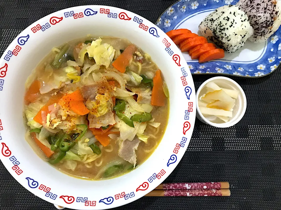 Snapdishの料理写真:味噌ラーメン定食|ゆうかさんさん