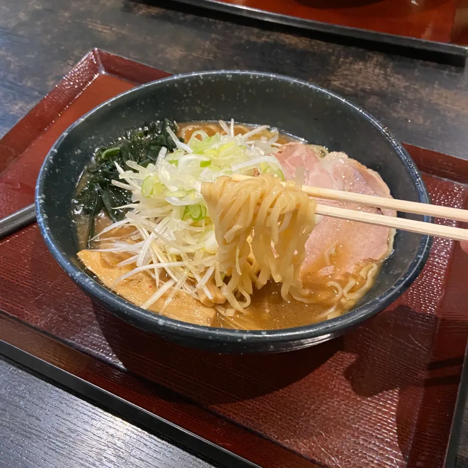 ネギ醤油ラーメン|林とびぃさん