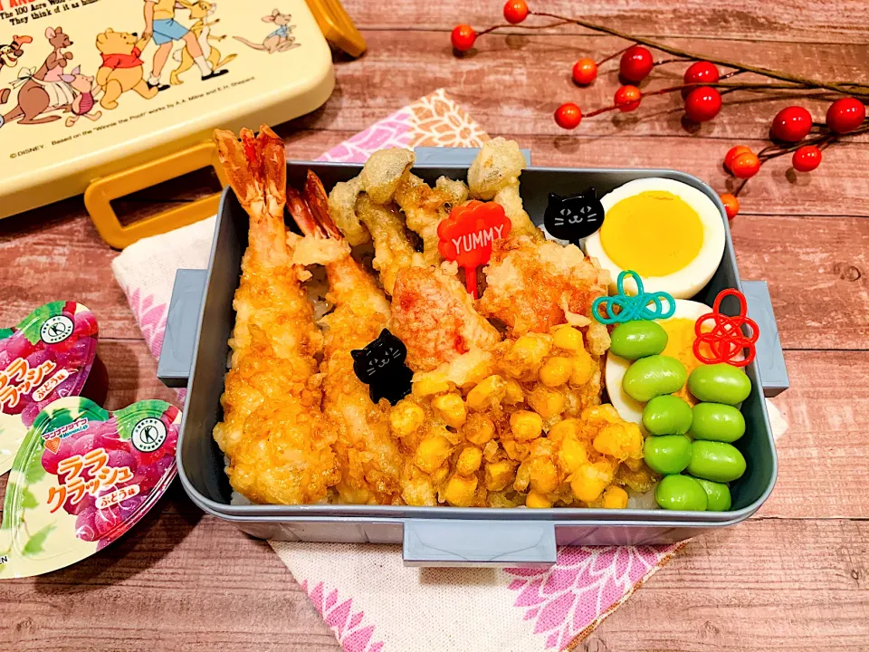 Snapdishの料理写真:JKお弁当🍤天丼弁当✨海老、しめじ、カニカマ、とうもろこし🌽|いちごさん