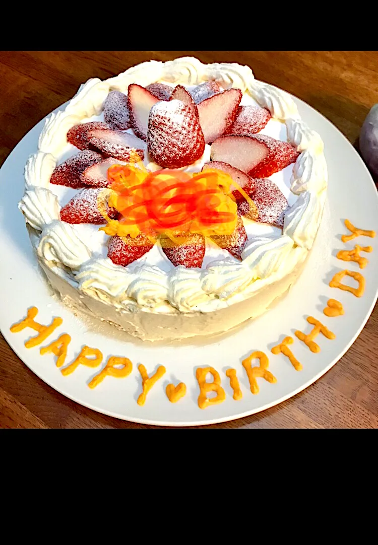 ダンナの birthday cake🎂|hnnさん