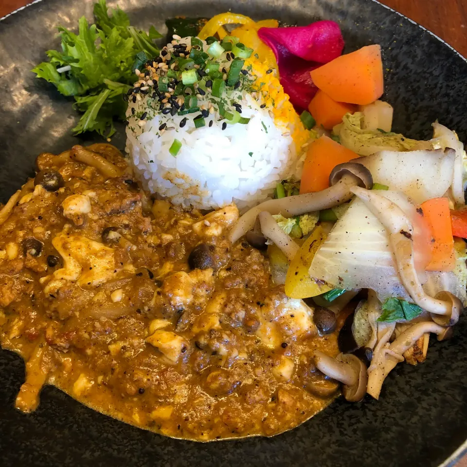 豆腐としめじのキーマカレー　甘め|志野さん