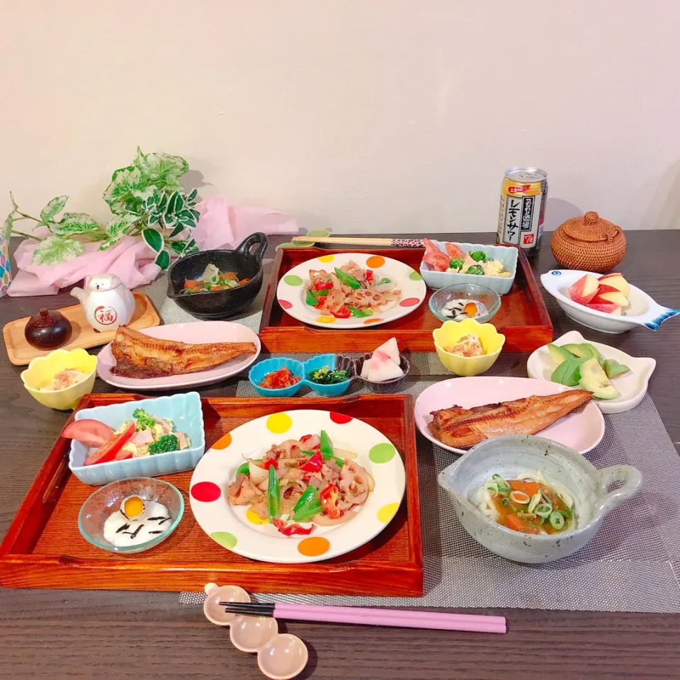 Snapdishの料理写真:おうちごはん / 焼き魚定食|ぷらっとさん