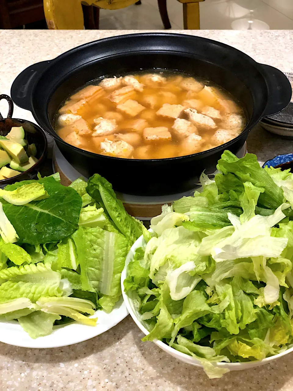 鶏団子鍋🍲レタス🥬しゃぶしゃぶ！|Mayumiさん