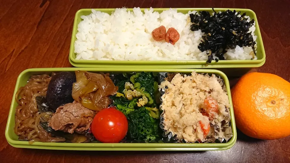 Snapdishの料理写真:和牛すきやき弁当😋|りょーさん