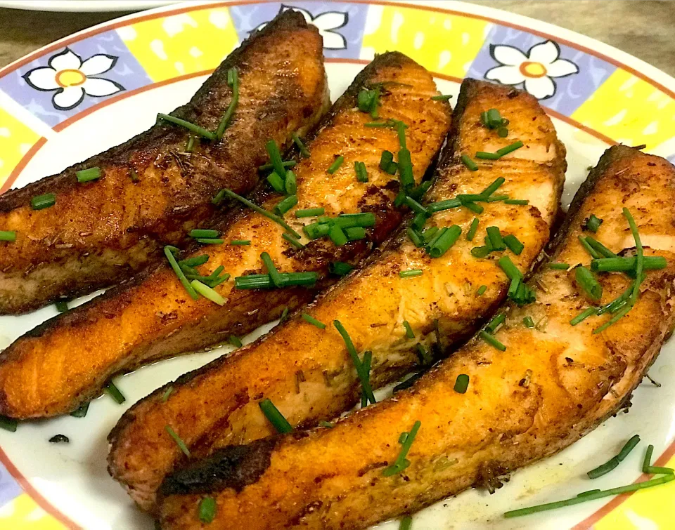 Butter mustard and honey sauce salmon grilled with rosemary herbs and chives for the topping|Babyluv Cabrera Ocampoさん