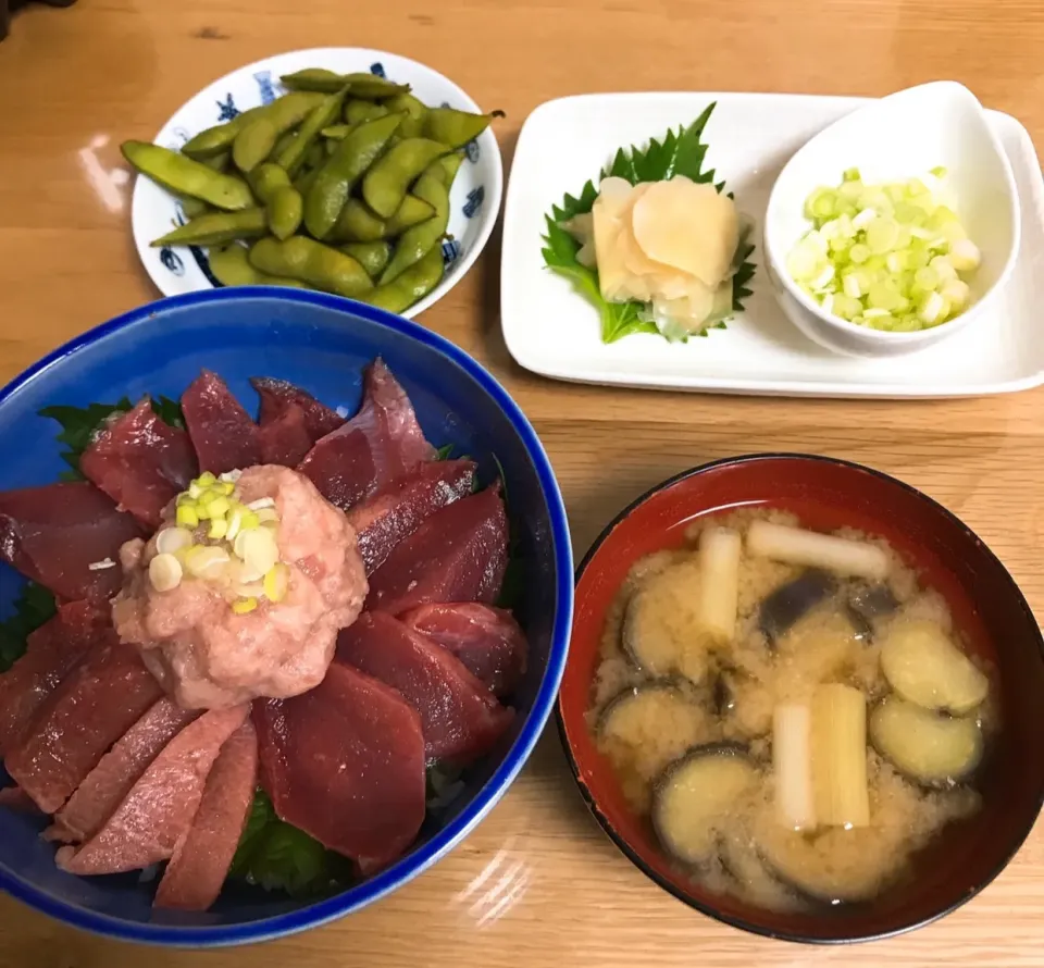 Snapdishの料理写真:鉄火丼|ヤマネコさん