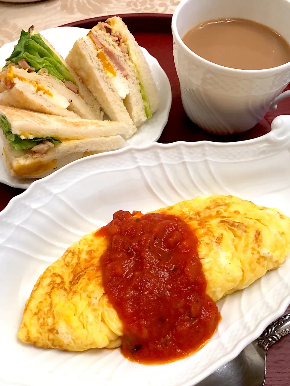 オムレツ朝食|もこさん