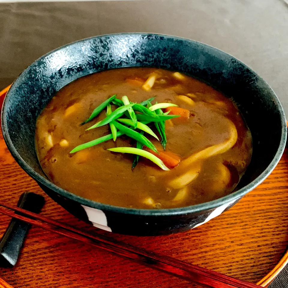 とろとろ濃厚カレーうどん|はらしおりさん