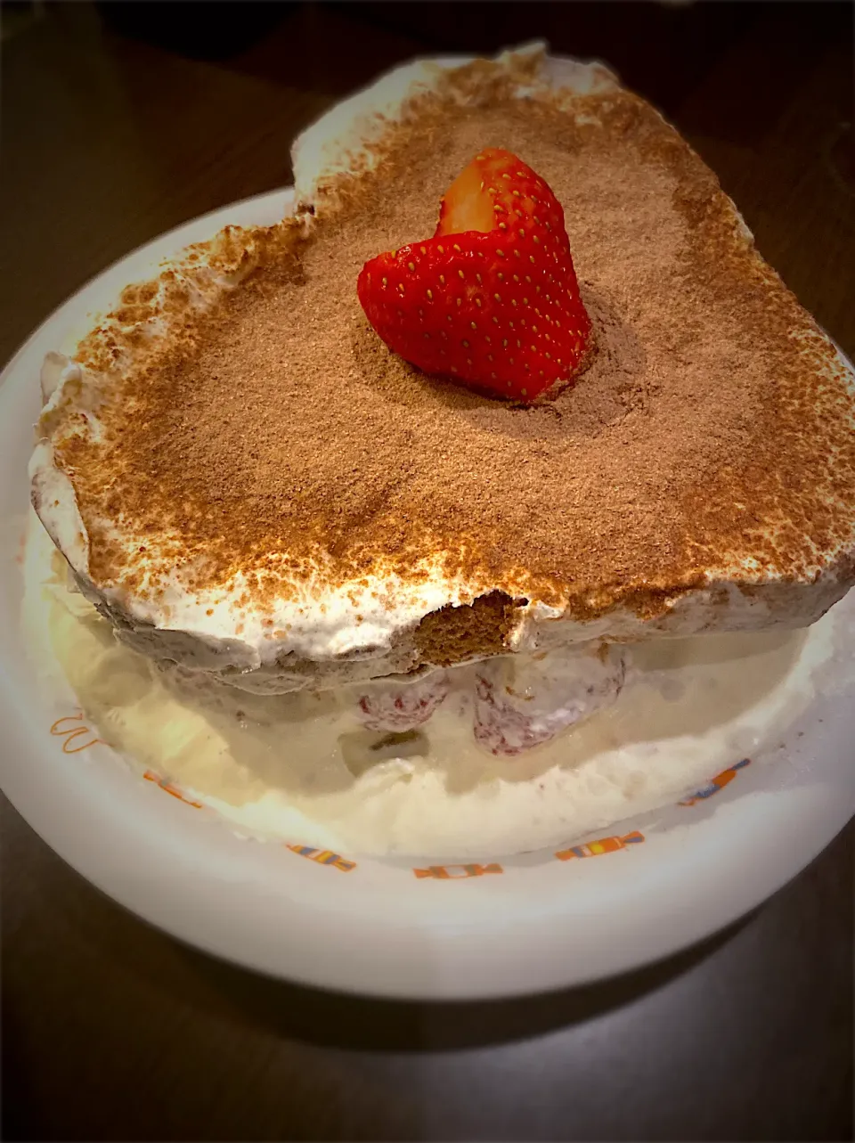 Snapdishの料理写真:ハートのストロベリーココアケーキ🍰🍓🤎|ch＊K*∀o(^^*)♪さん