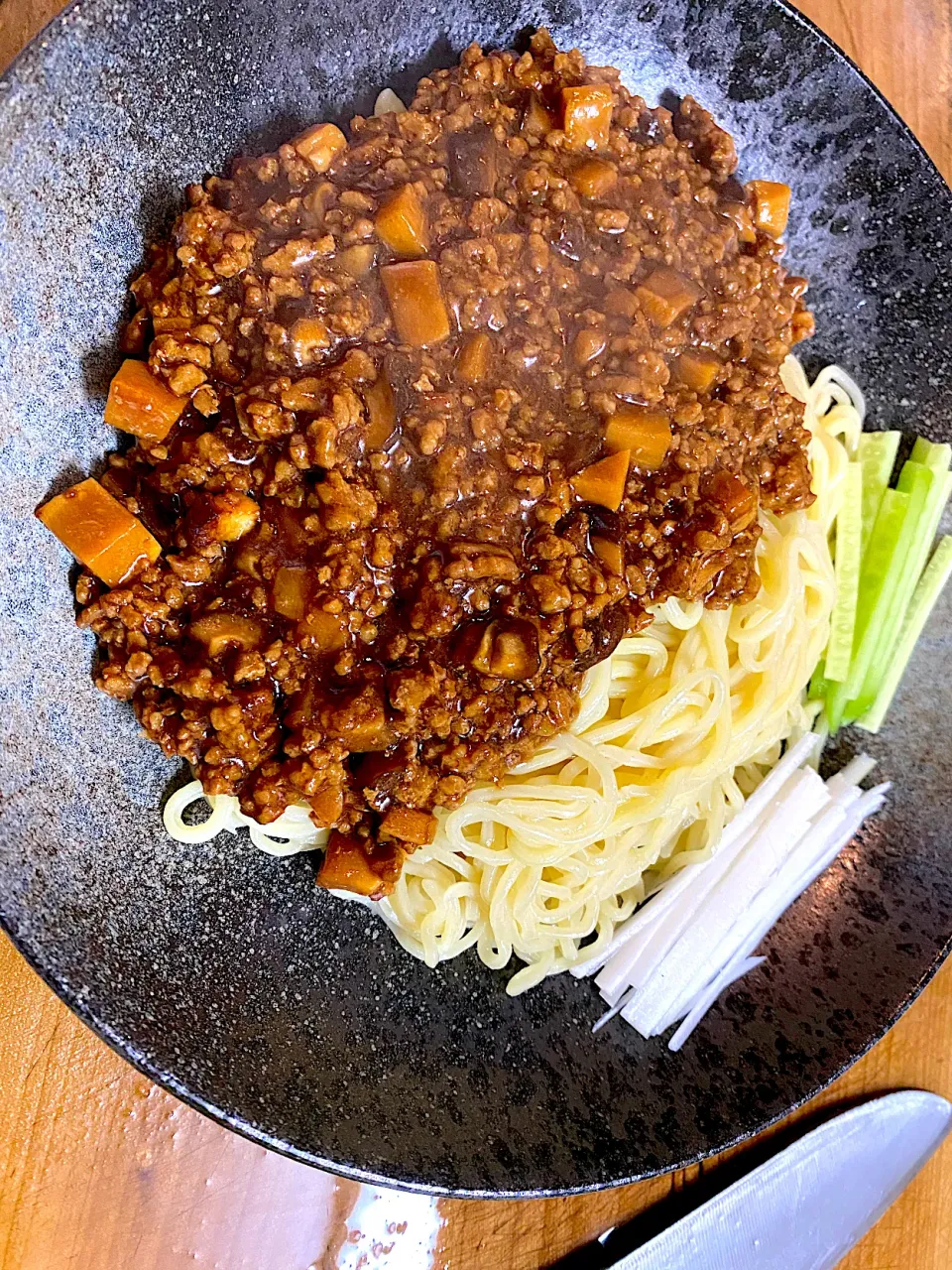 炸醤麺|名状しがたいゴミムシのようなものさん