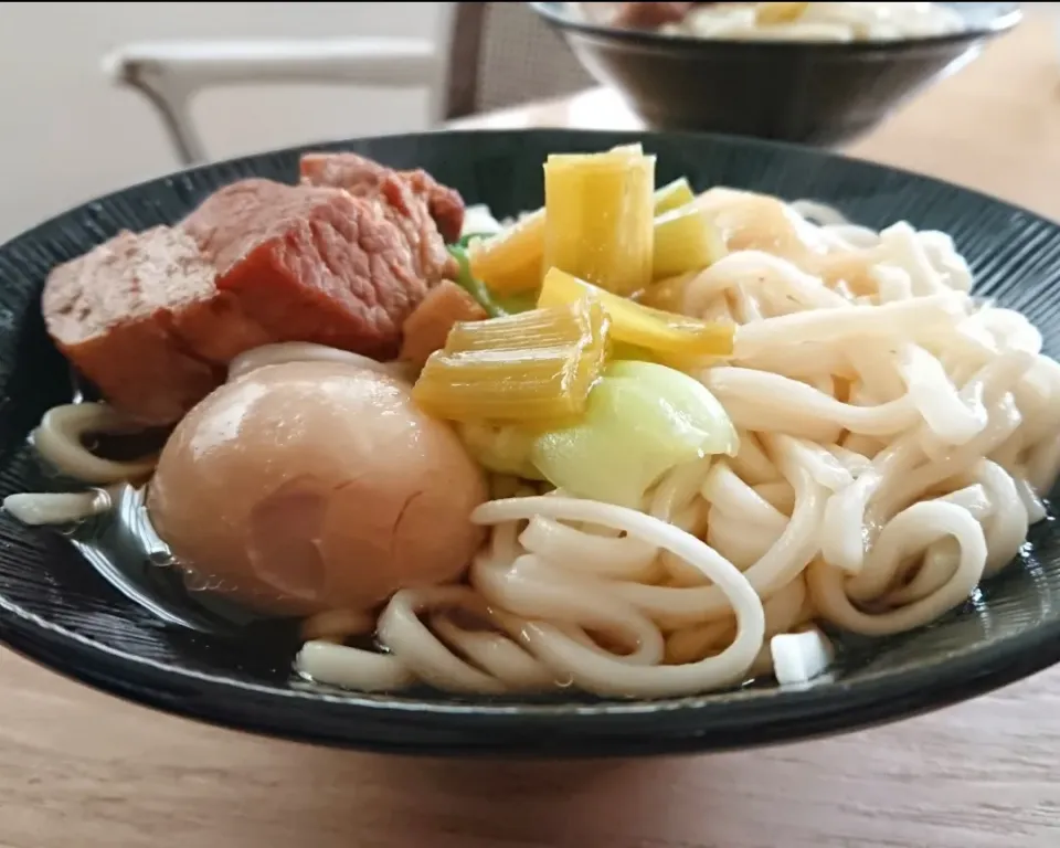 残りの角煮で🐷うどん|Yuriさん