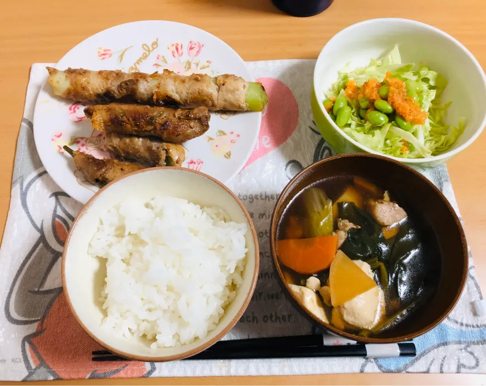 Snapdishの料理写真:オクラの豚巻きとけんちん汁|飛鳥さん