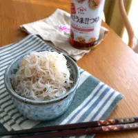 Snapdishの料理写真:これ!うま!!つゆで白滝の炒り煮