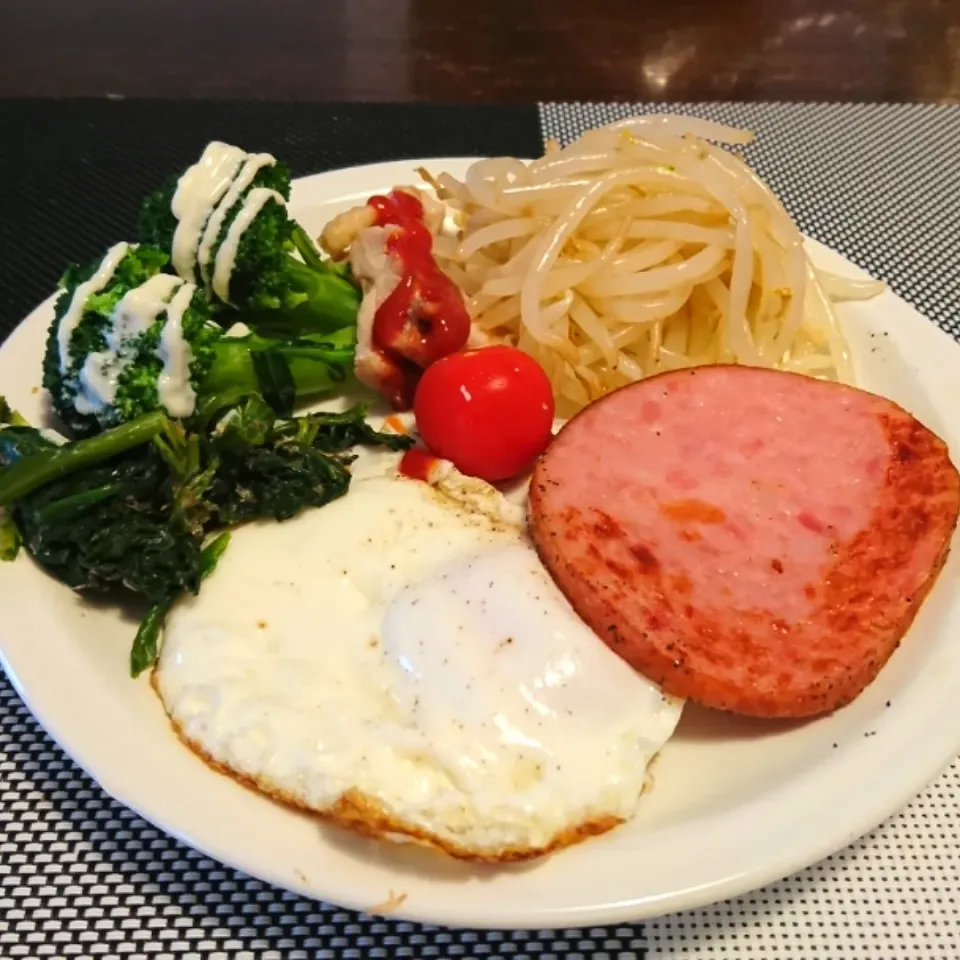 今日の朝ご飯(*^_^*)|しーPaPaさん