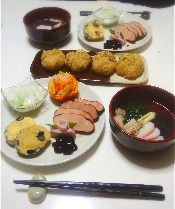 Snapdishの料理写真:ほんのーり気分だけのおせち|みったんさん