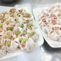 今日は、焼売パーティー😊🍻
仕込み中😊