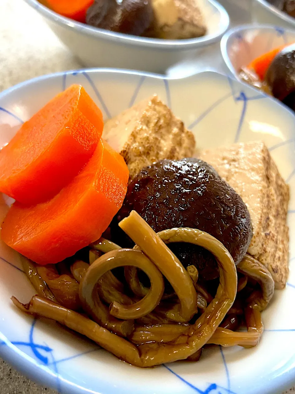 焼き豆腐とぜんまいの煮しめ✨|てんてんさん