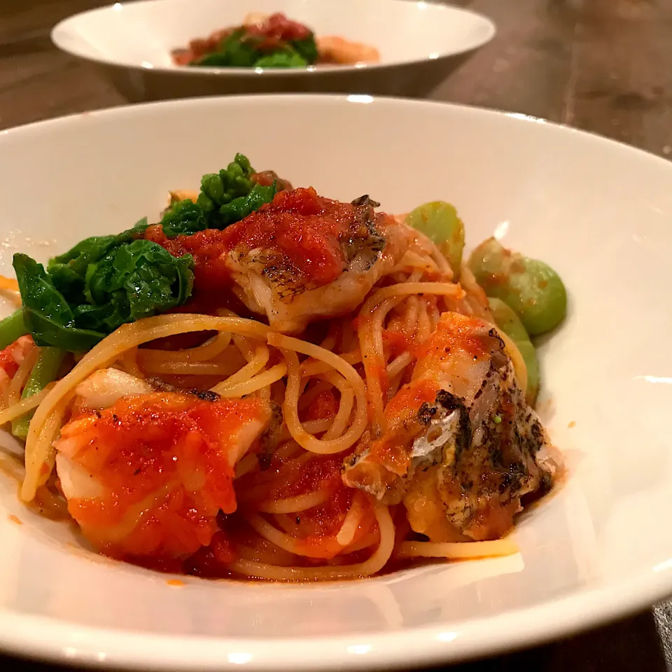 鱈と菜の花のトマトソースパスタ|koji toyodaさん