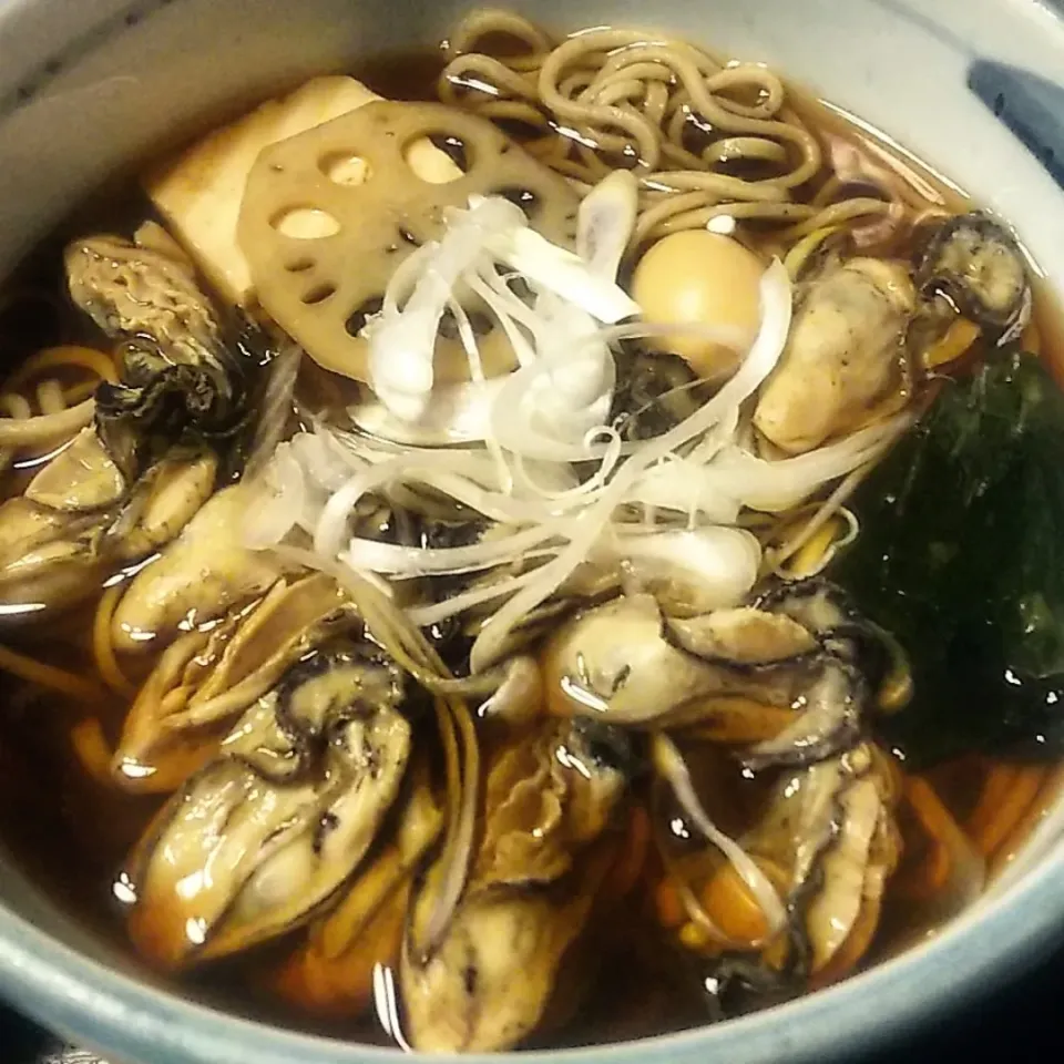 またまた、いつものお蕎麦やさんで、牡蠣そば～(^o^)v|たかたかさん
